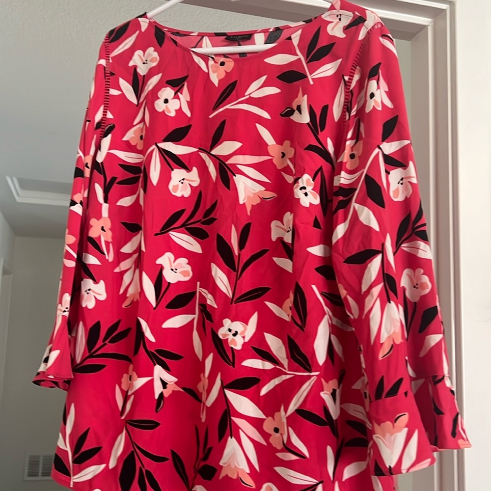Women’s dress blouse never used